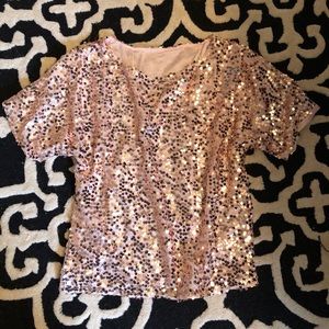 Women’s light pink sequin top